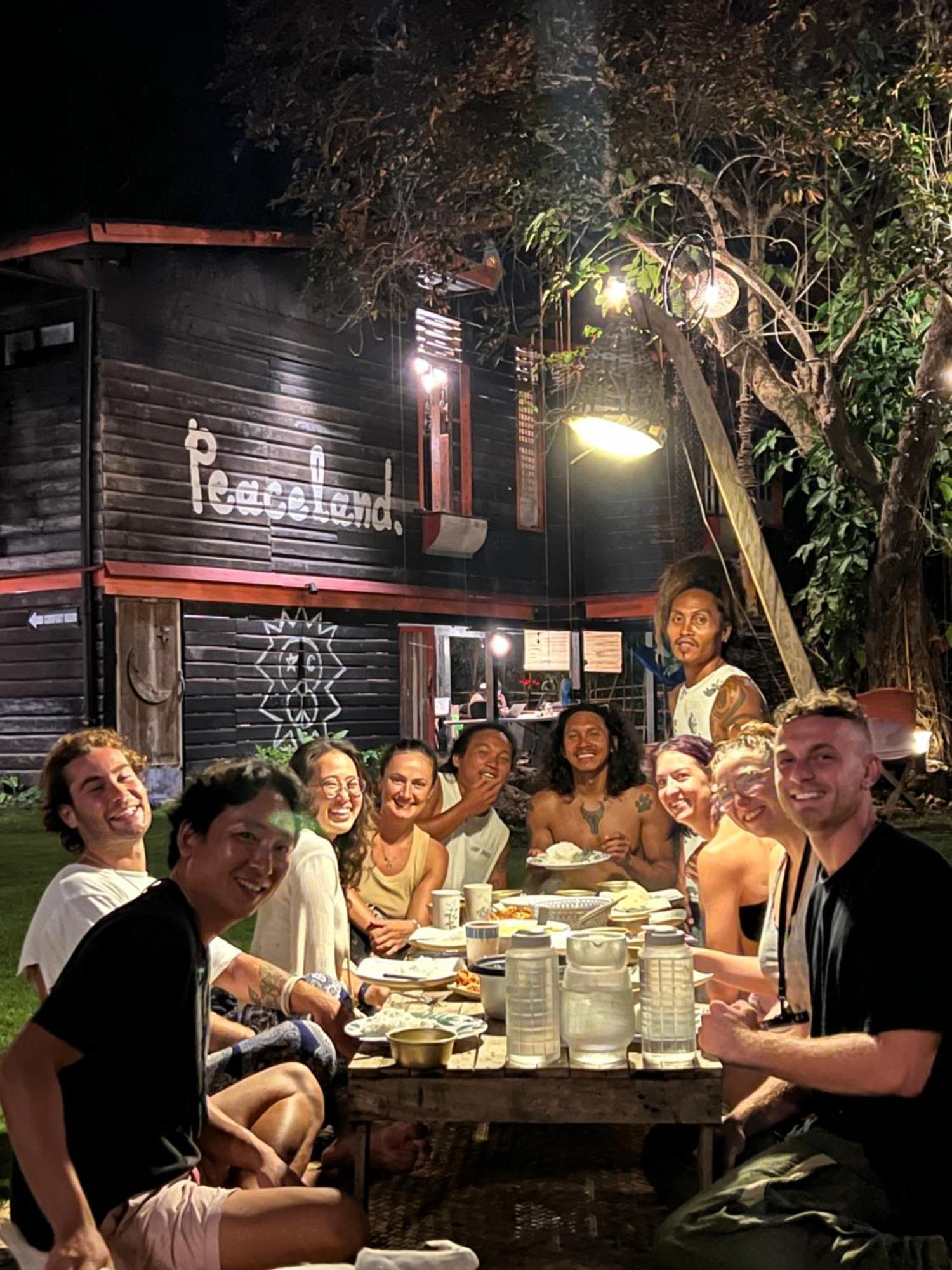 Peaceland Hostel Panglao Zewnętrze zdjęcie